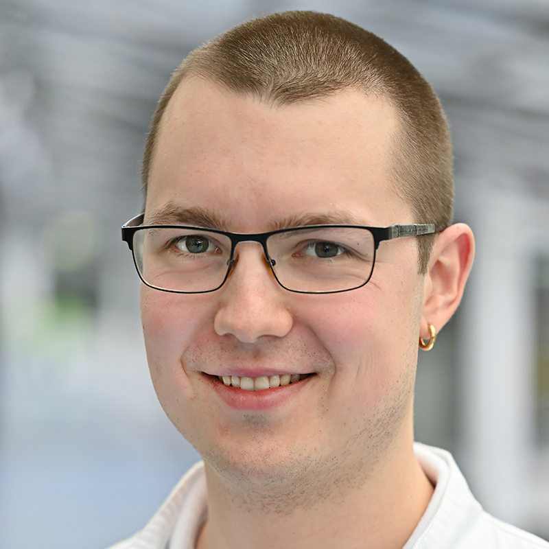 Dr. med. André Fiedelak